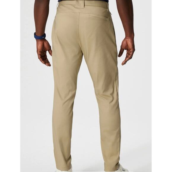 Fabletics The High Side Chino Pant Men's Size 33x32 Classic Fit Khaki Tan EUC - Picture 2 of 15